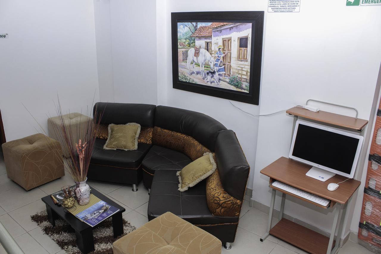 Hotel Santorini Neiva เนย์บา ภายนอก รูปภาพ