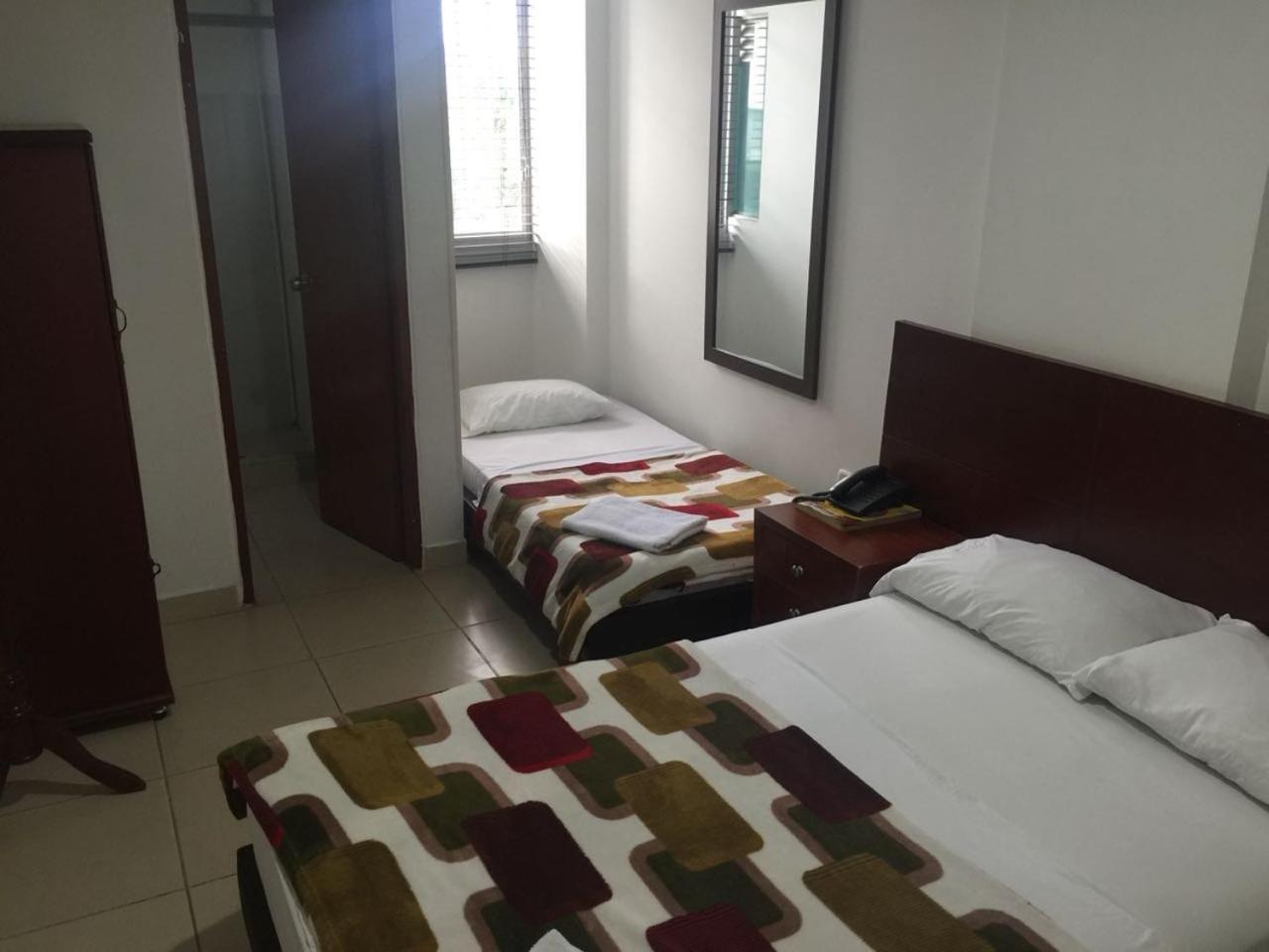 Hotel Santorini Neiva เนย์บา ภายนอก รูปภาพ